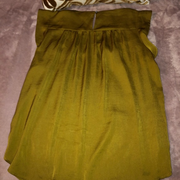 Loft Shell - Picture 2 of 3